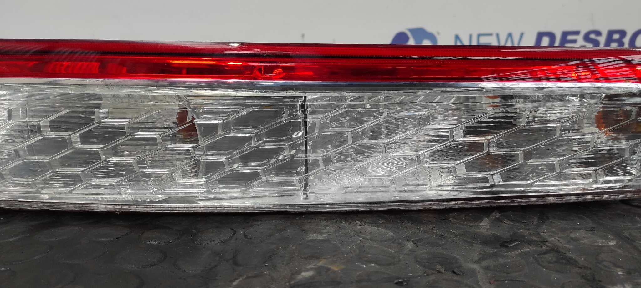 Recambio de PILOTO TRASERO IZQUIERDO para FORD FOCUS LIM. (CB4) Titanium G8DB referencia OEM IAM    - BLANCO 11