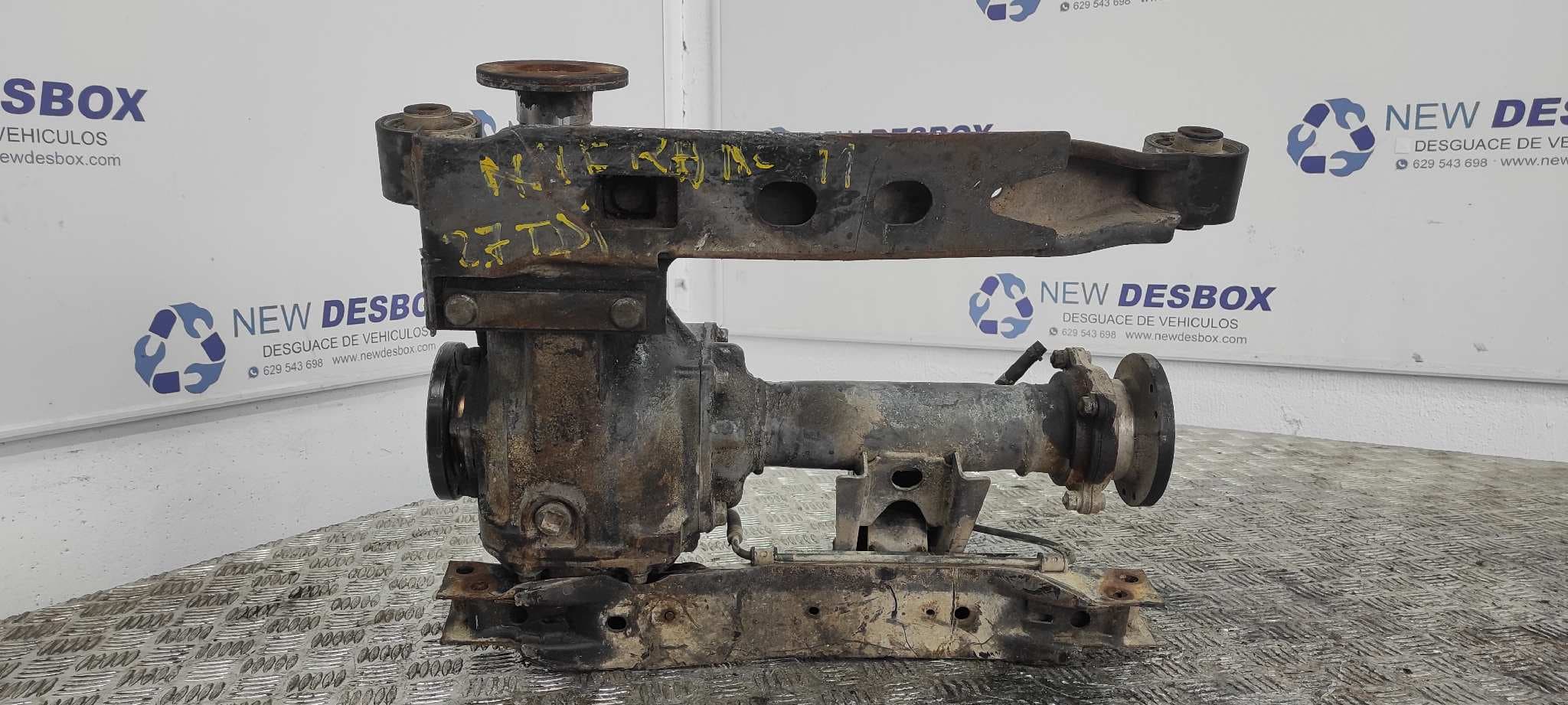 Recambio de DIFERENCIAL DELANTERO para NISSAN TERRANO/TERRANO.II (R20) TD27TI referencia OEM IAM 38511G23007 6