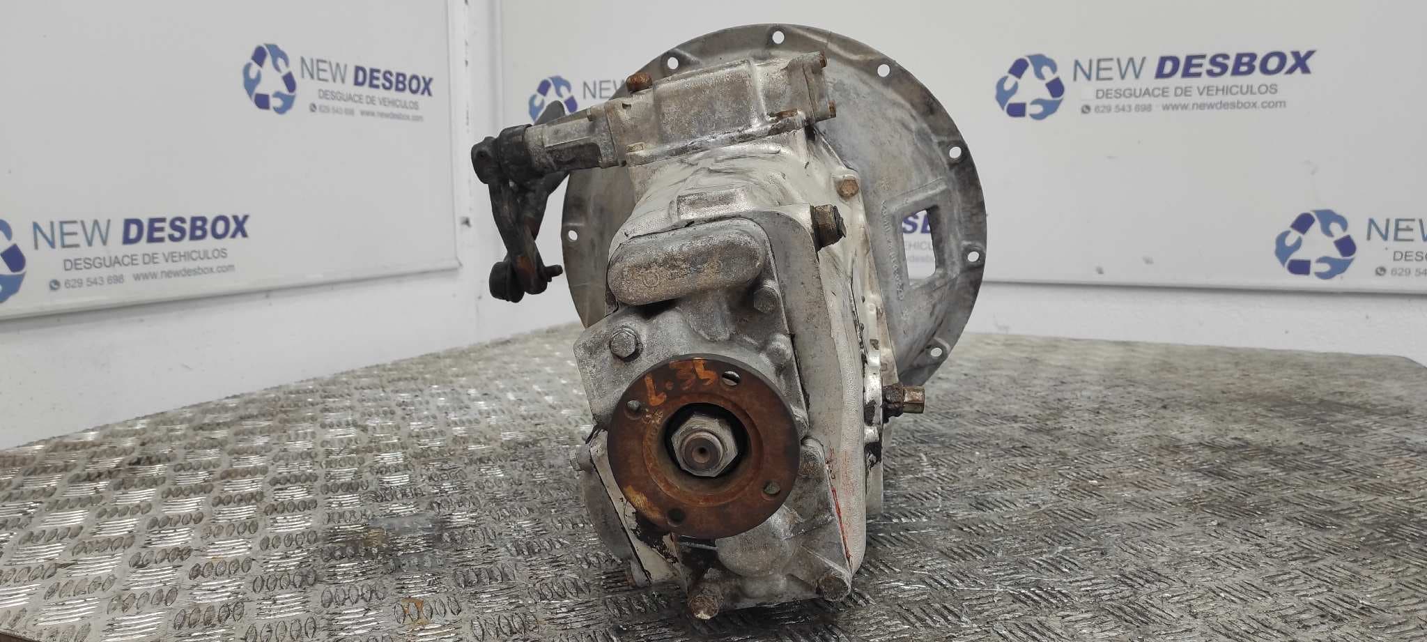 Recambio de CAJA CAMBIOS para NISSAN TRADE 3.0 A428 referencia OEM IAM M525A 4