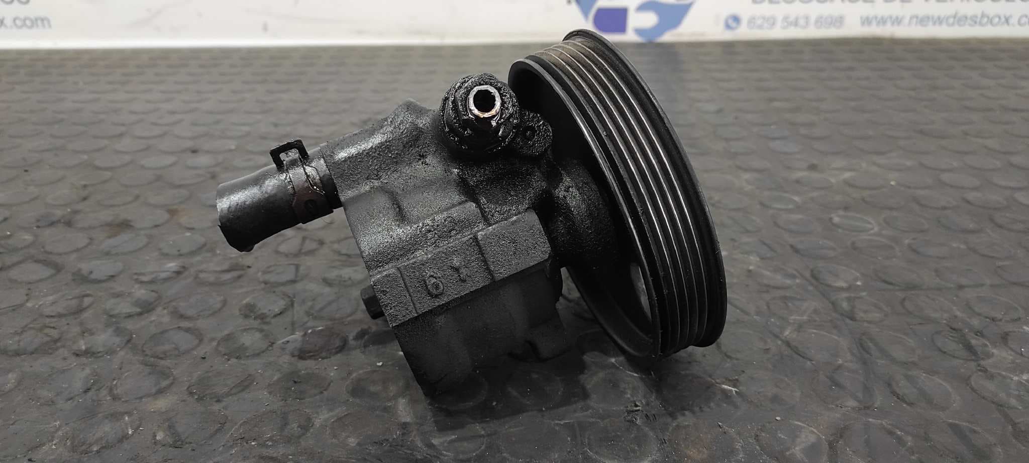 Recambio de BOMBA DIRECCION para RENAULT KANGOO (F/KC0) RN/alap modell (KCOA/C/D/E/H/U) K9KA7 referencia OEM IAM 7700419117   - BLANCO 3