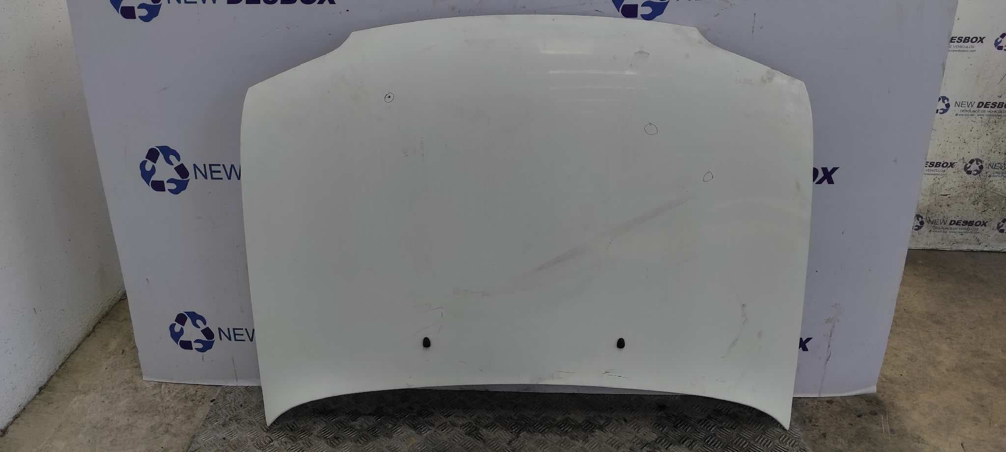 Recambio de CAPO para NISSAN MICRA (K11) Alpine (1996) CG13DE referencia OEM IAM    - BLANCO