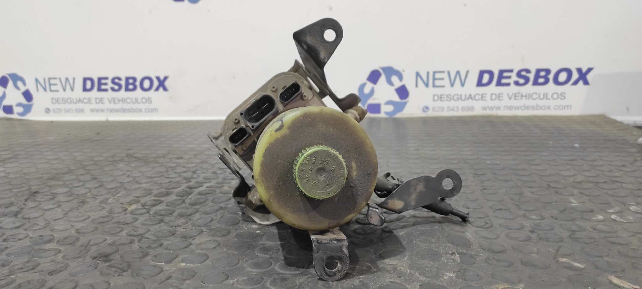 Recambio de BOMBA DIRECCION para SEAT IBIZA (6L1) BBY referencia OEM IAM 4Q0423371   - AMARILLO 4