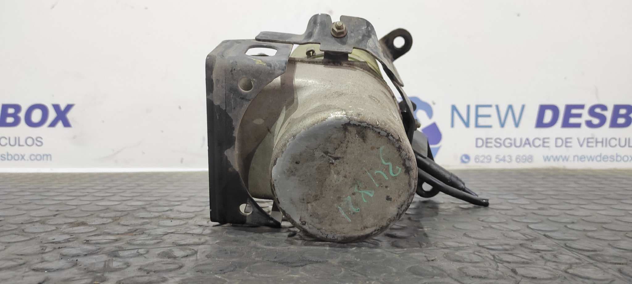 Recambio de BOMBA DIRECCION para SEAT IBIZA (6L1) BBY referencia OEM IAM 4Q0423371   - AMARILLO 2