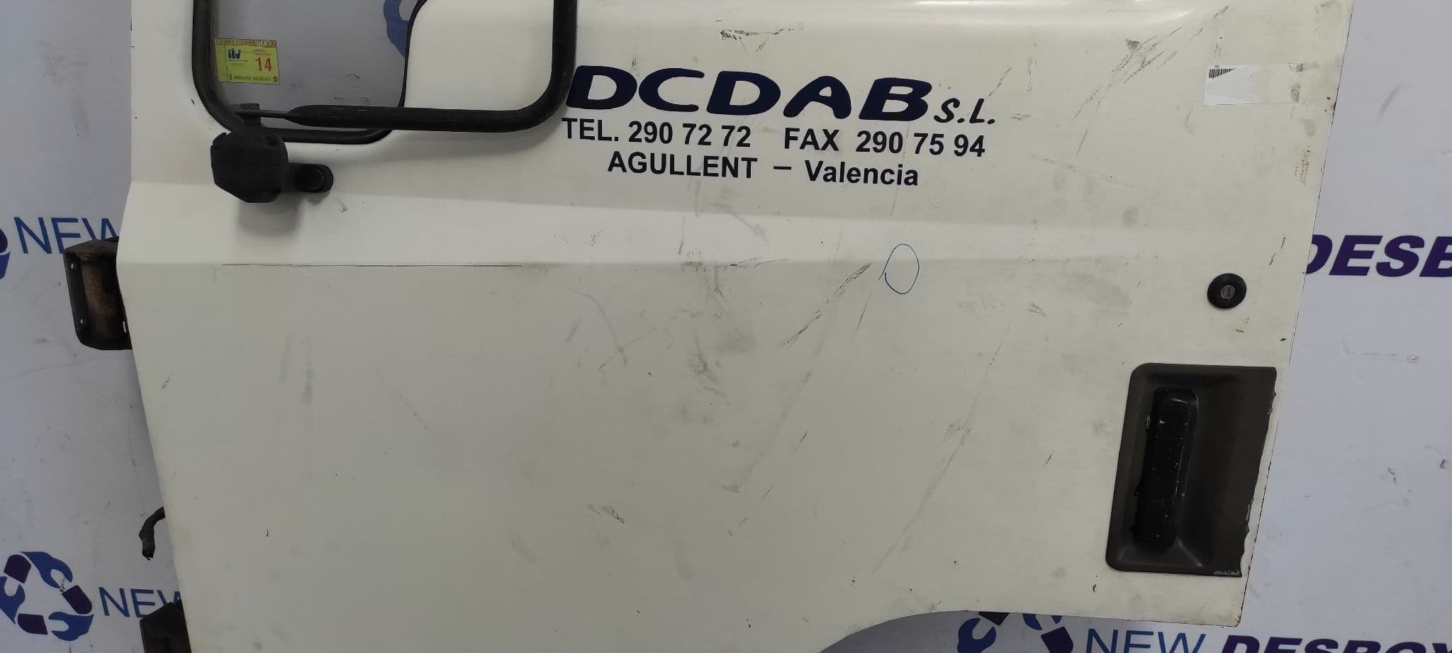 Recambio de PUERTA DELANTERA IZQUIERDA para NISSAN L-35 B4.40 TURBO  B4.40 TURBO referencia OEM IAM    - BLANCO 5