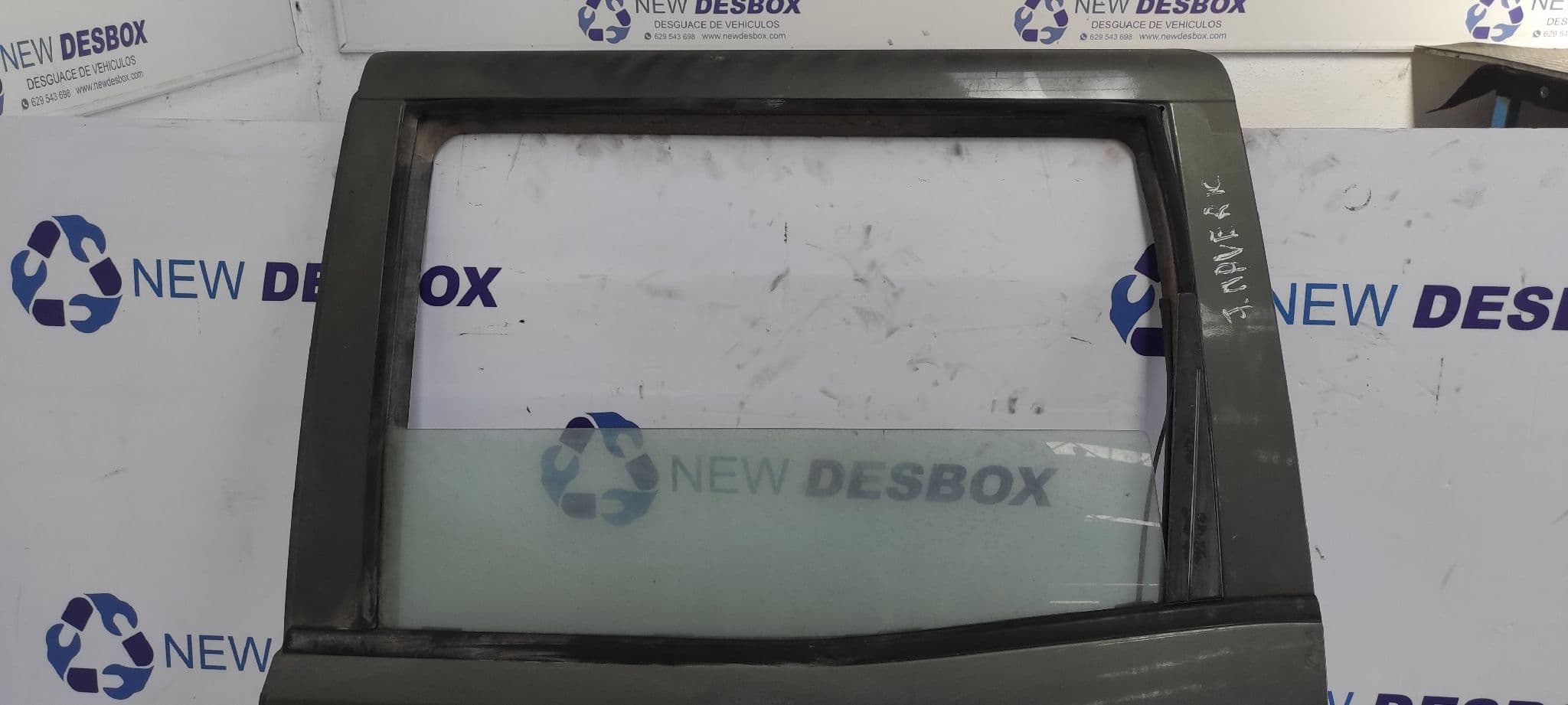 Recambio de PUERTA TRASERA IZQUIERDA para FORD MAVERICK (ML) referencia OEM IAM 6