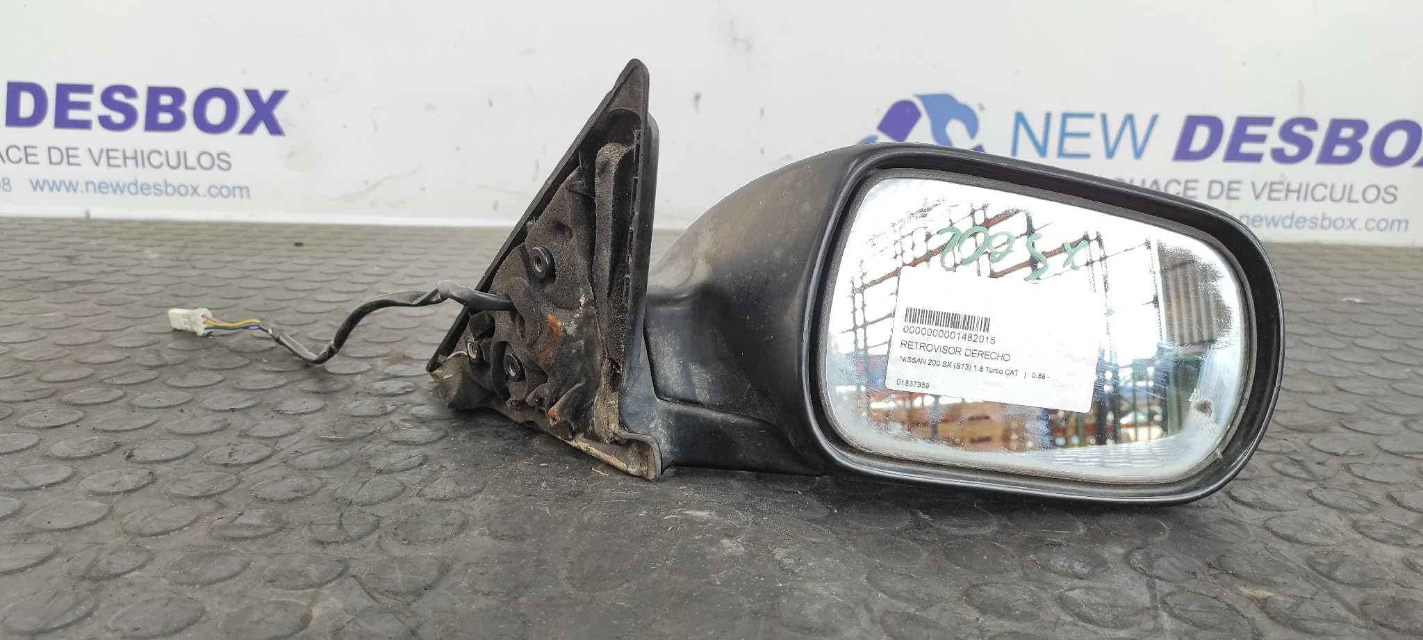 Recambio de RETROVISOR DERECHO para NISSAN 200 SX (S13) referencia OEM IAM 01837359