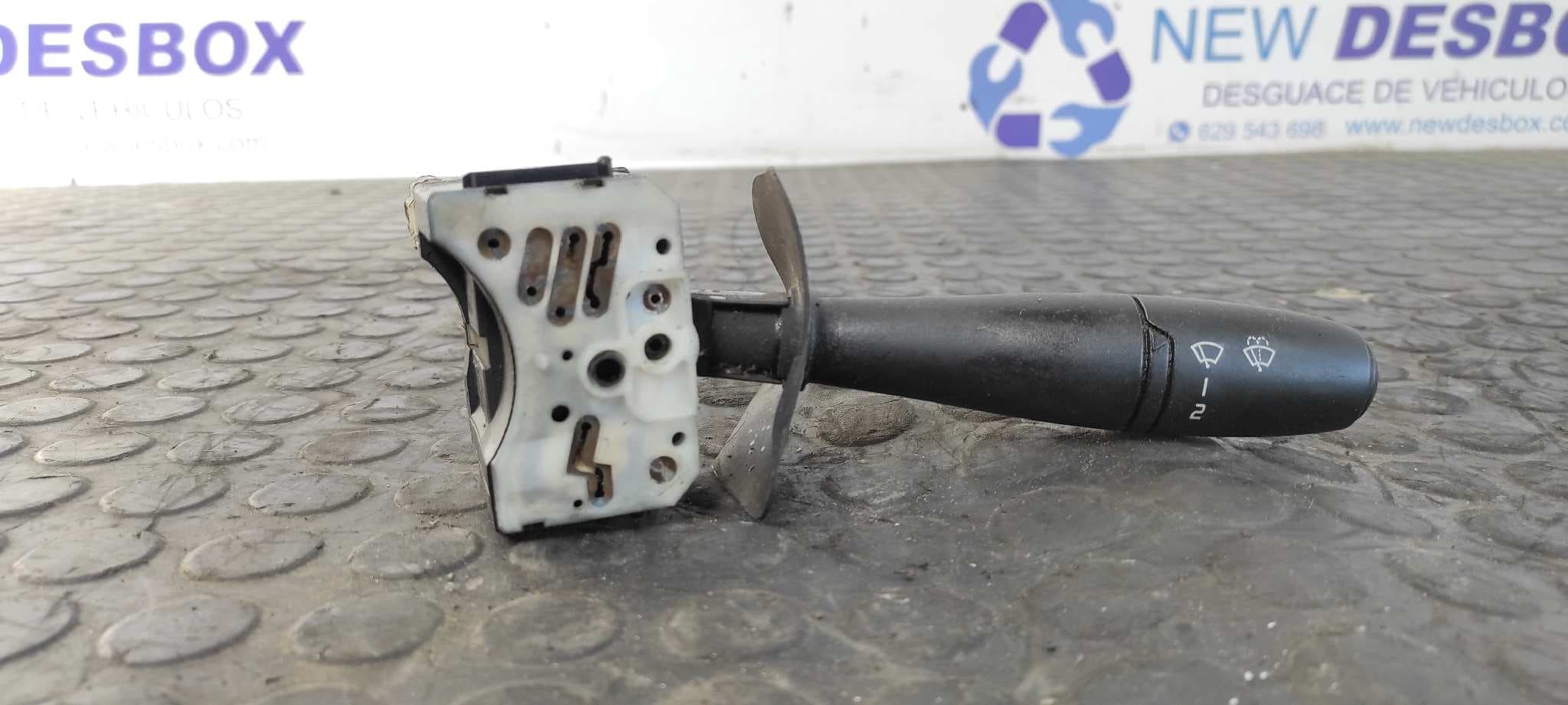 Recambio de MANDO LIMPIA para OPEL MOVANO (2004 =>) Furgón corto L1H1 2.8t G9T referencia OEM IAM 36969B - BLANCO