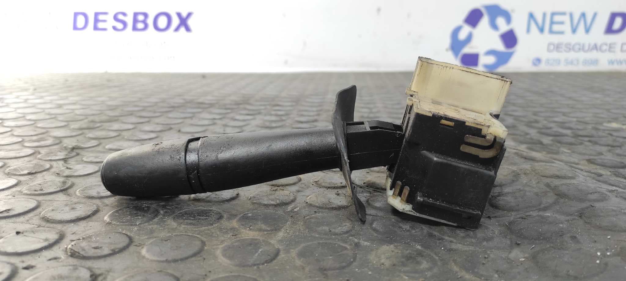 Recambio de MANDO LIMPIA para OPEL MOVANO (2004 =>) Furgón corto  L1H1 2.8t G9T referencia OEM IAM 36969B   - BLANCO 2