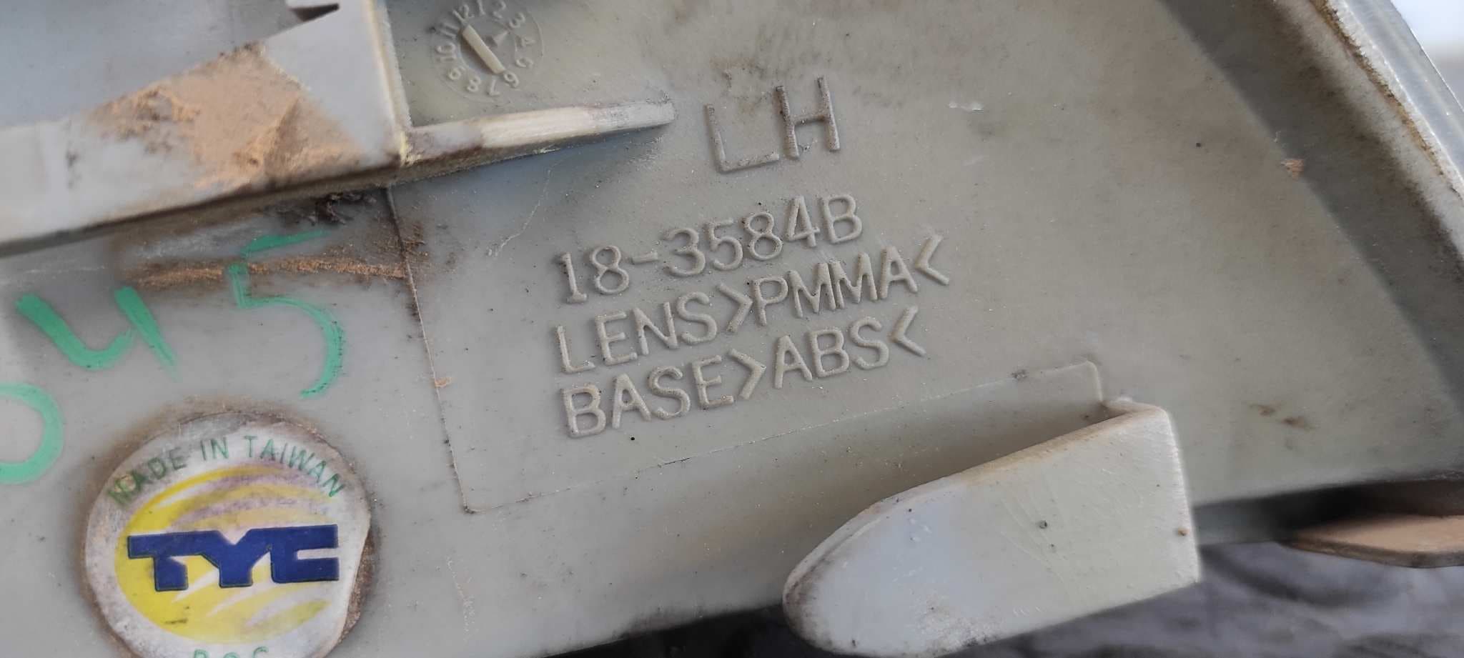Recambio de PILOTO DELANTERO IZQUIERDO para CITROEN SAXO 1.5 D Image VJZ referencia OEM IAM 183584B   - BLANCO 2