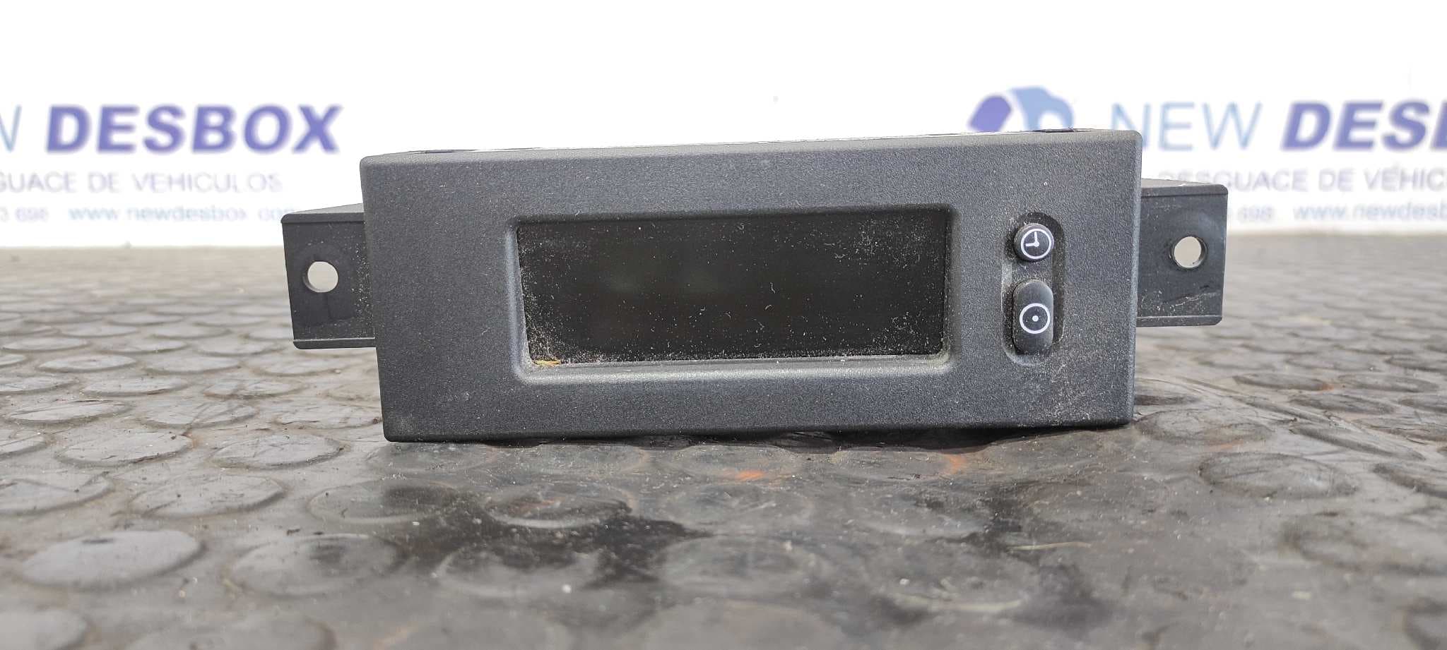 Recambio de PANTALLA MULTIFUNCION para OPEL CORSA D CATCH ME Now A13DTC referencia OEM IAM 13373979   - GRIS