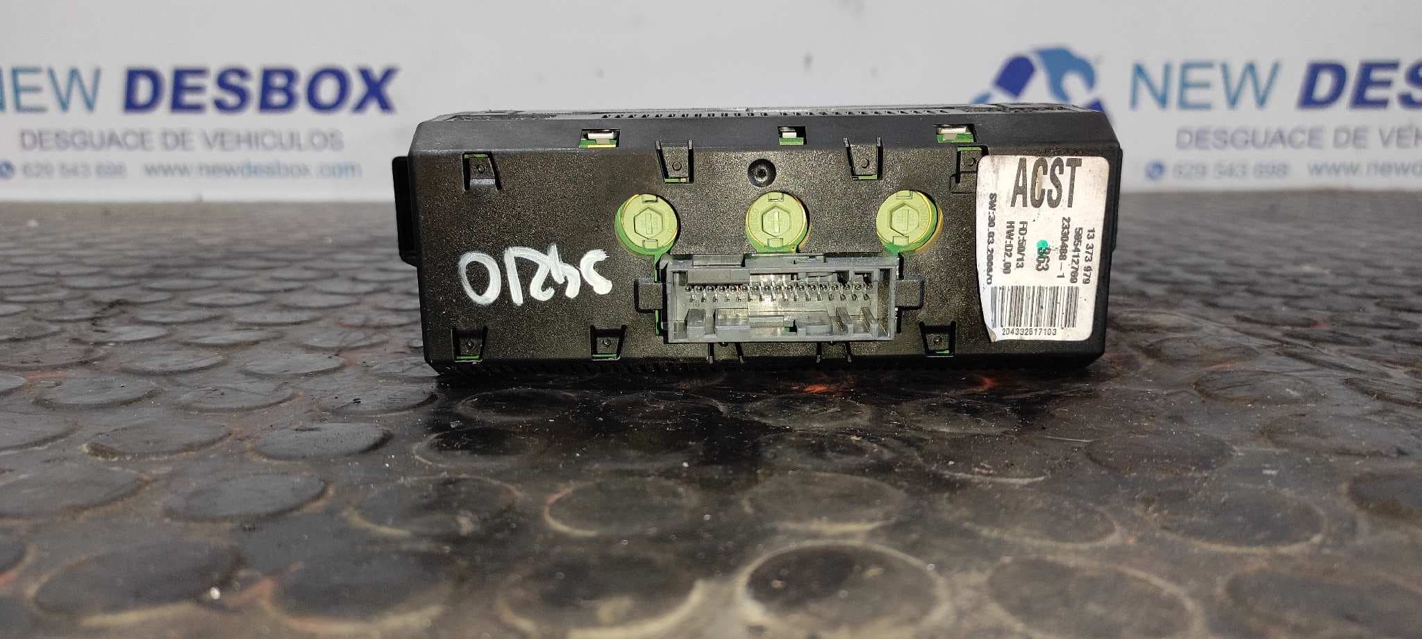 Recambio de PANTALLA MULTIFUNCION para OPEL CORSA D CATCH ME Now A13DTC referencia OEM IAM 13373979   - GRIS 4