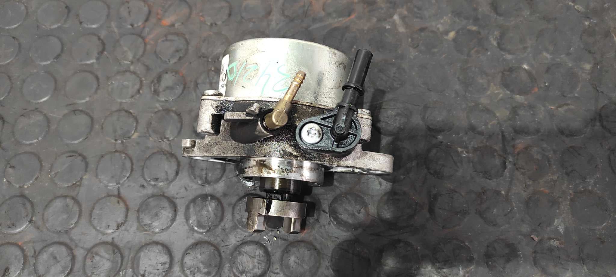 Recambio de DEPRESOR FRENO / BOMBA VACIO para OPEL CORSA D CATCH ME Now A13DTC referencia OEM IAM 55221036   - GRIS 3