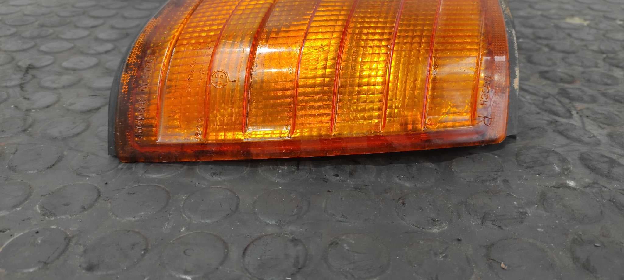 Recambio de PILOTO DELANTERO DERECHO para MERCEDES-BENZ CLASE E (W124) BERLINA E-24 300 (124.031) M104980 referencia OEM IAM 1305233107   - PLATA 5