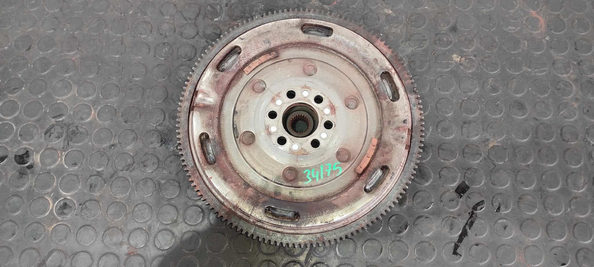 Recambio de VOLANTE MOTOR para AUDI A4 BERLINA (8E) AVF referencia OEM IAM 038105317B   - AZUL 4