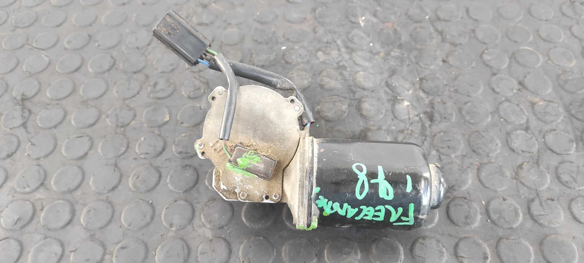 Recambio de MOTOR LIMPIA DELANTERO para LAND ROVER FREELANDER (LN) referencia OEM IAM DLB101510LHD 2