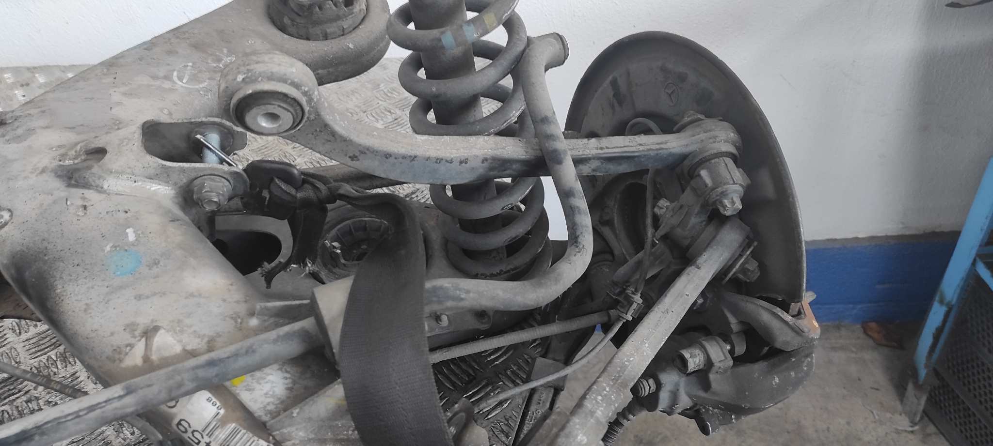 Recambio de PUENTE TRASERO para MERCEDES-BENZ CLASE E (W211) BERLINA 648961 referencia OEM IAM  A2113503459   - AZUL 2