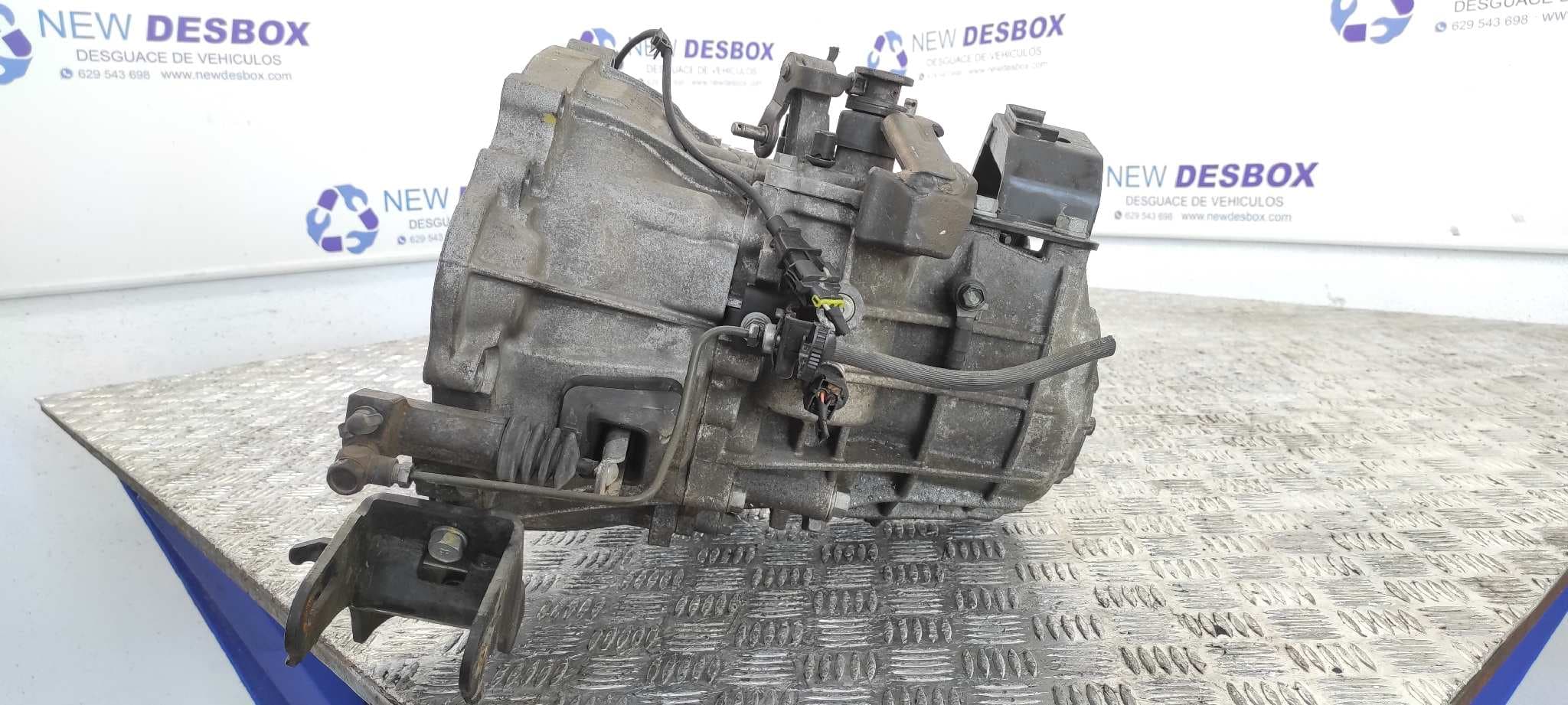 Recambio de CAJA CAMBIOS para HYUNDAI I30 D4FB referencia OEM IAM WAJ6 H   - BLANCO 6