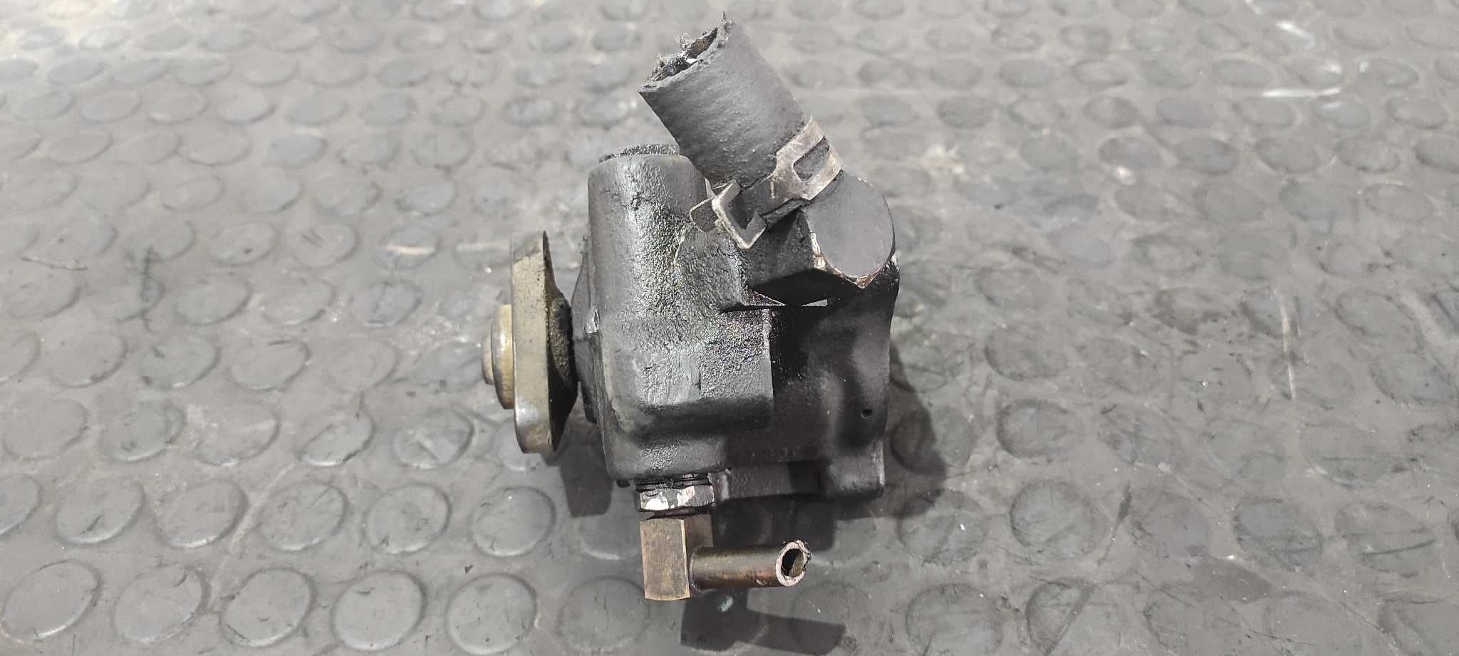 Recambio de BOMBA DIRECCION para FORD EXPLORER 4.0 KS  referencia OEM IAM HBDCB 2