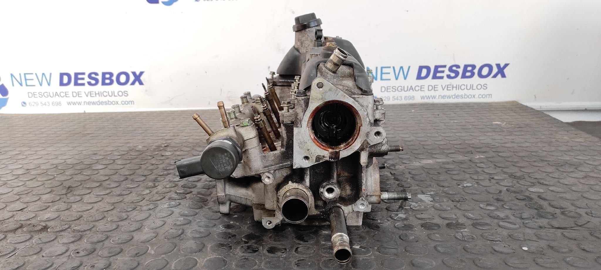 Recambio de CULATA para TOYOTA COROLLA (E12) 1NDTV referencia OEM IAM 1NDTV   - AZUL 5