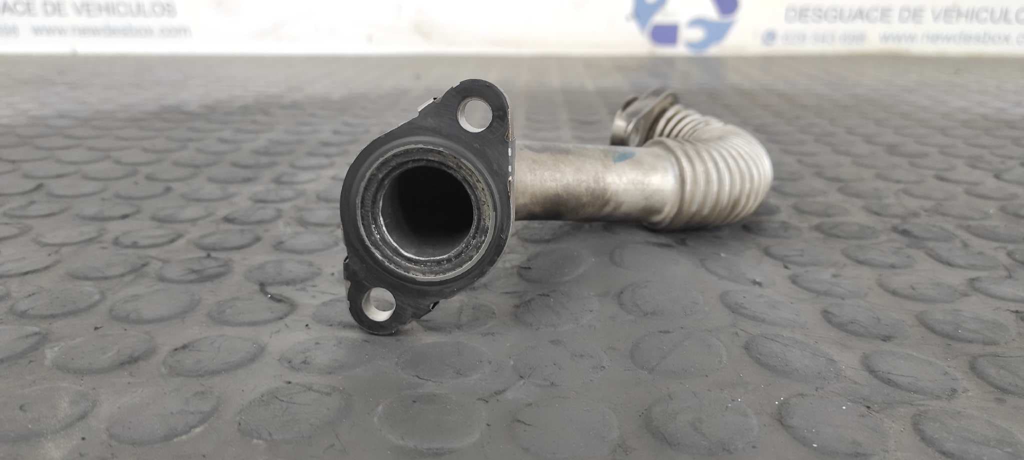 Recambio de TUBO para NISSAN QASHQAI (J10) Tekna Premium M9R referencia OEM IAM    - NEGRO 3
