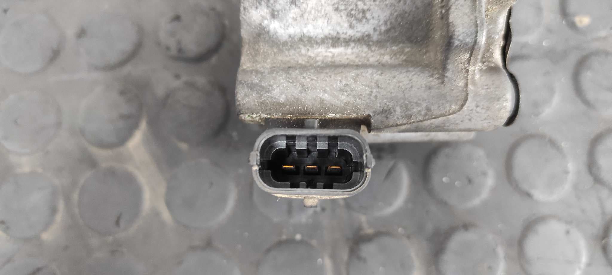 Recambio de VALVULA EGR para NISSAN QASHQAI (J10) Tekna Premium M9R referencia OEM IAM 8200596021A   - NEGRO 3