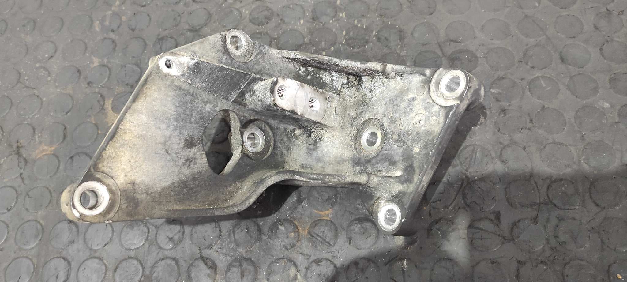 Recambio de SOPORTE CAMBIO para NISSAN QASHQAI (J10) Tekna Premium M9R referencia OEM IAM    - NEGRO