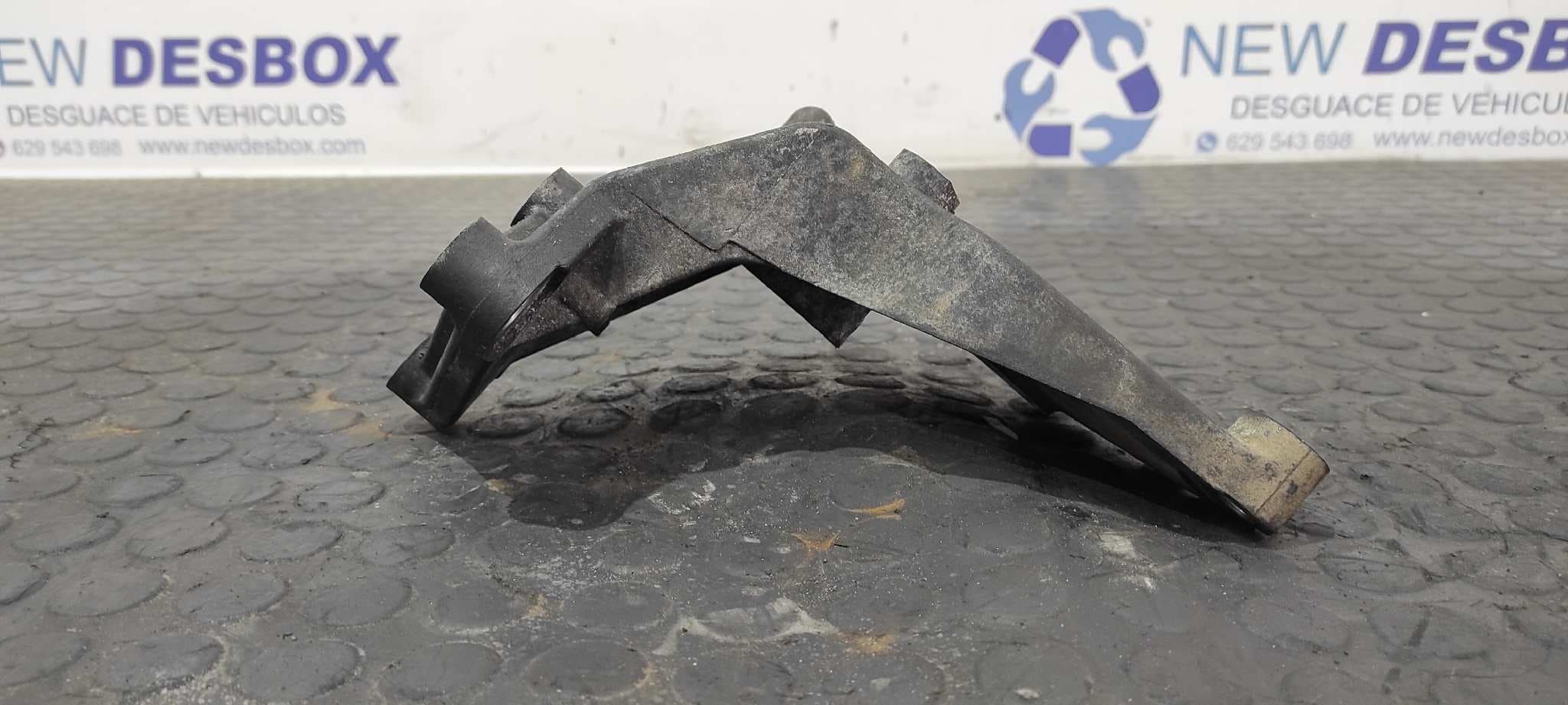 Recambio de SOPORTE CAMBIO para NISSAN QASHQAI (J10) Tekna Premium M9R referencia OEM IAM    - NEGRO 3