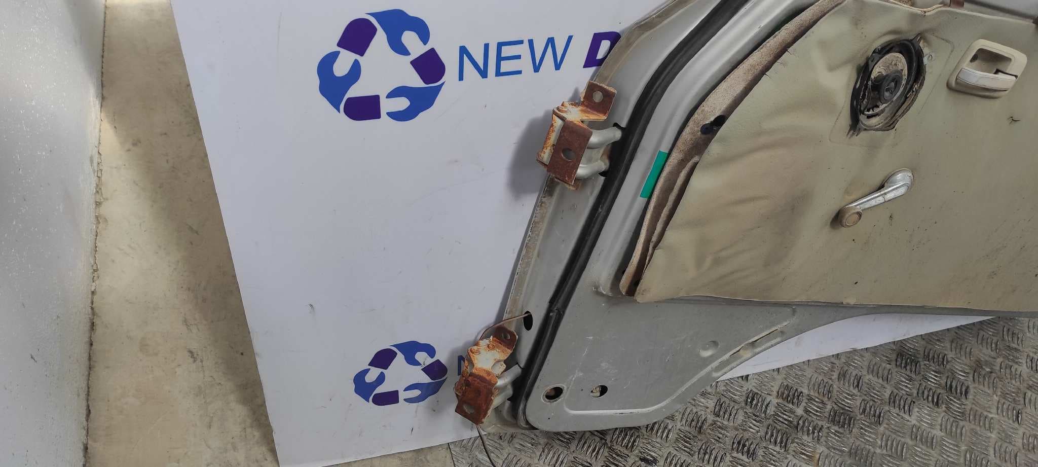 Recambio de PUERTA DELANTERA DERECHA para NISSAN VANETTE (C 220) referencia OEM IAM 6
