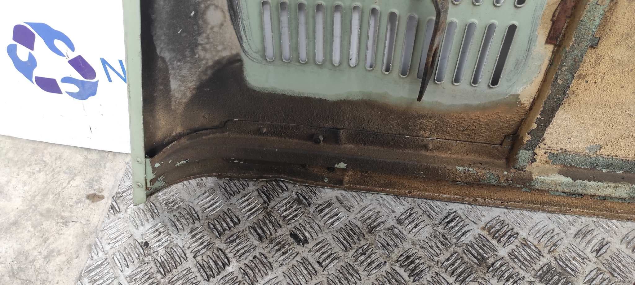 Recambio de CAPO para LAND ROVER SANTANA 2.5D referencia OEM IAM 4