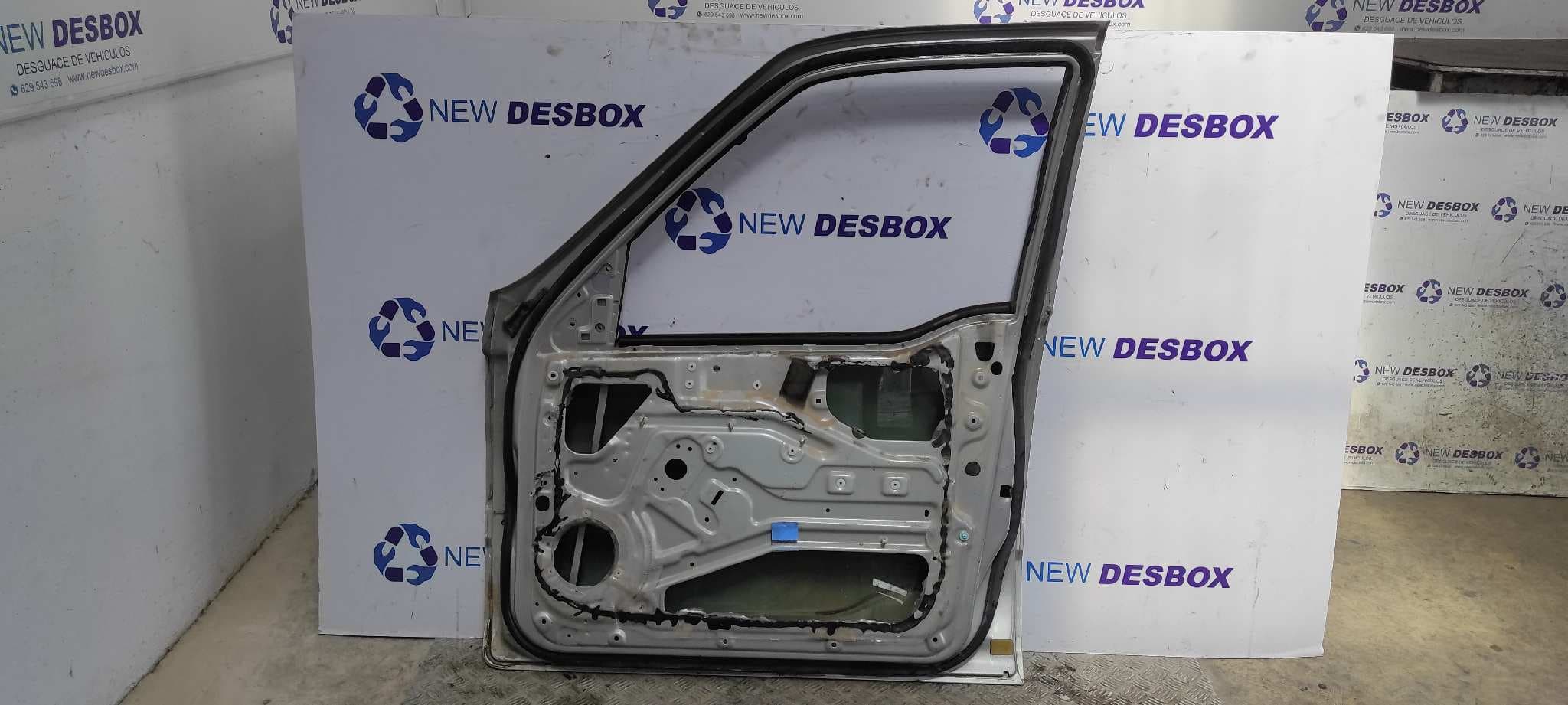 Recambio de PUERTA DELANTERA DERECHA para SSANGYONG MUSSO 2.3 Turbodiesel CAT referencia OEM IAM    - GRIS 5