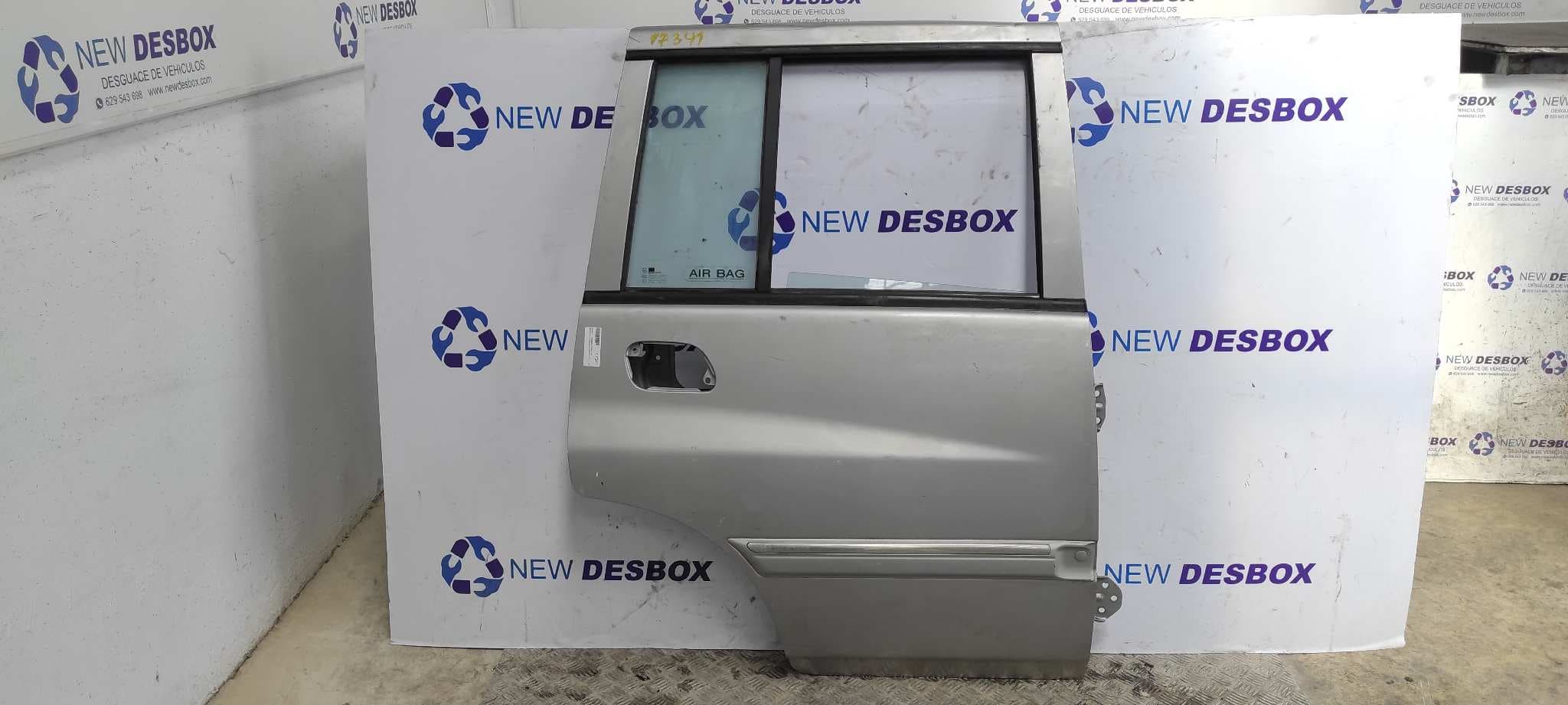 Recambio de PUERTA TRASERA DERECHA para SSANGYONG MUSSO 2.3 Turbodiesel CAT referencia OEM IAM    - GRIS