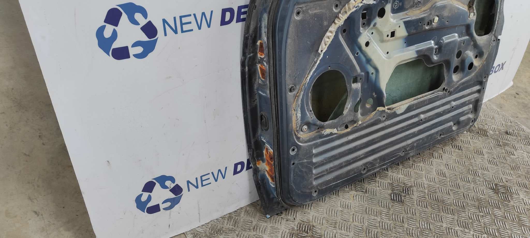 Recambio de PUERTA DELANTERA DERECHA para NISSAN PATROL (K/W160) referencia OEM IAM 5