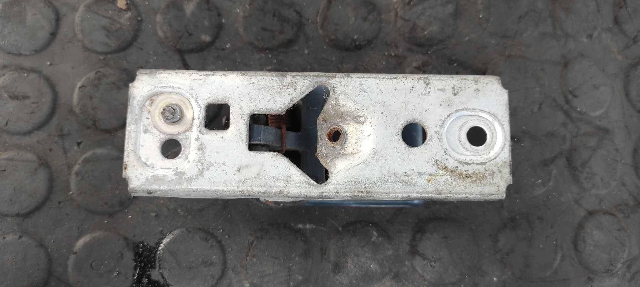 Recambio de MANETA INTERIOR DELANTERA DERECHA para NISSAN PATROL (K/W160) referencia OEM IAM 2