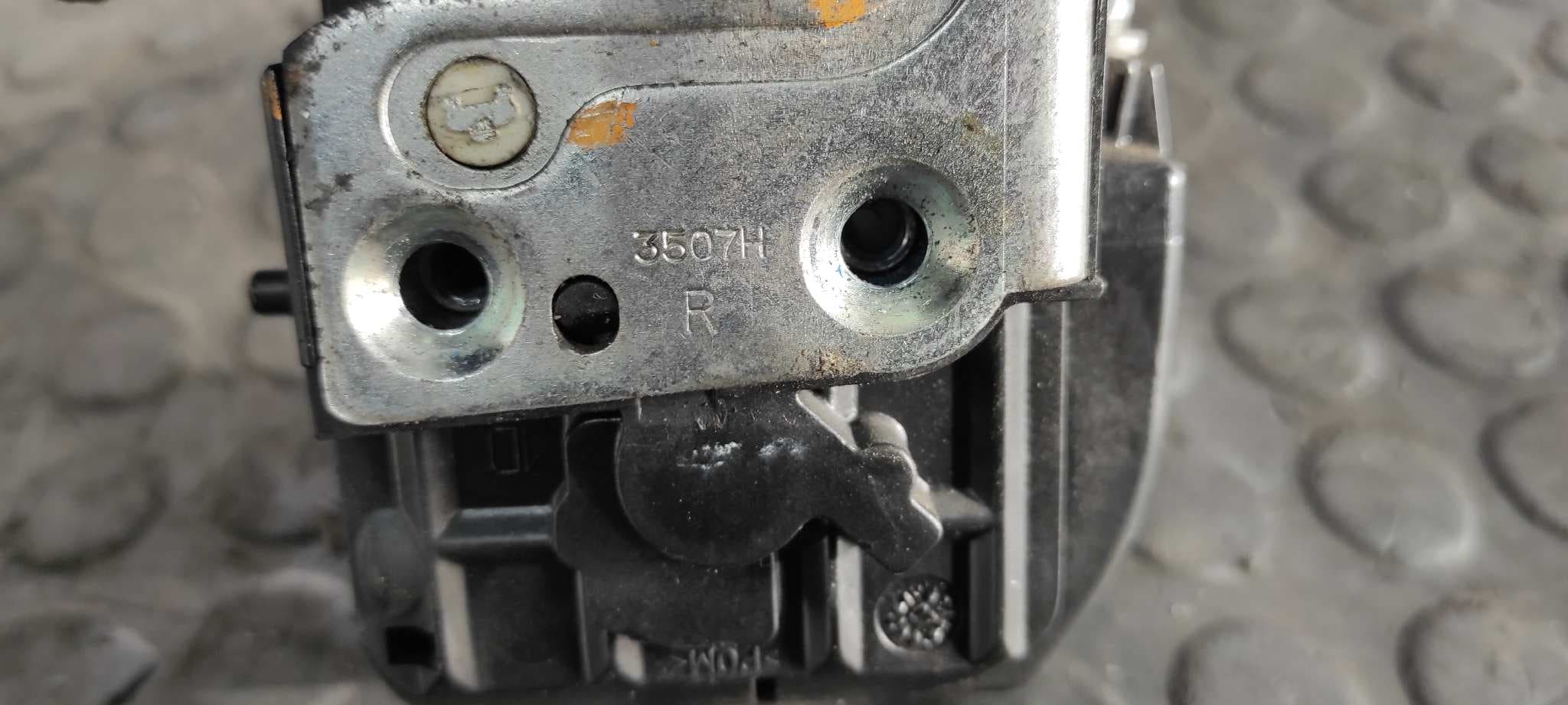 Recambio de CERRADURA PUERTA TRASERA DERECHA para NISSAN QASHQAI (J10) M9R referencia OEM IAM 3507H   - NEGRO 7