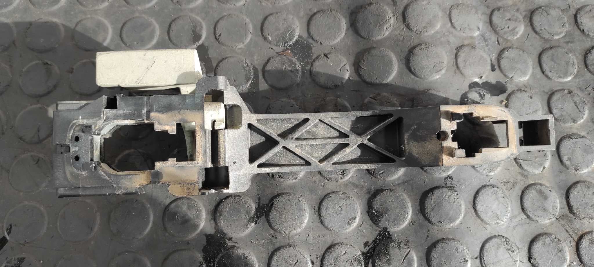 Recambio de MANETA TRASERA DERECHA para NISSAN QASHQAI (J10) Tekna Premium M9R referencia OEM IAM 80610EB300   - NEGRO 4