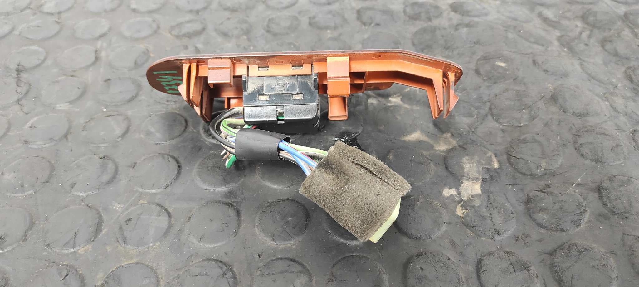 Recambio de MANDO ELEVALUNAS TRASERO DERECHO para SSANGYONG MUSSO 2.3 Turbodiesel CAT referencia OEM IAM 8583005500   - GRIS 3
