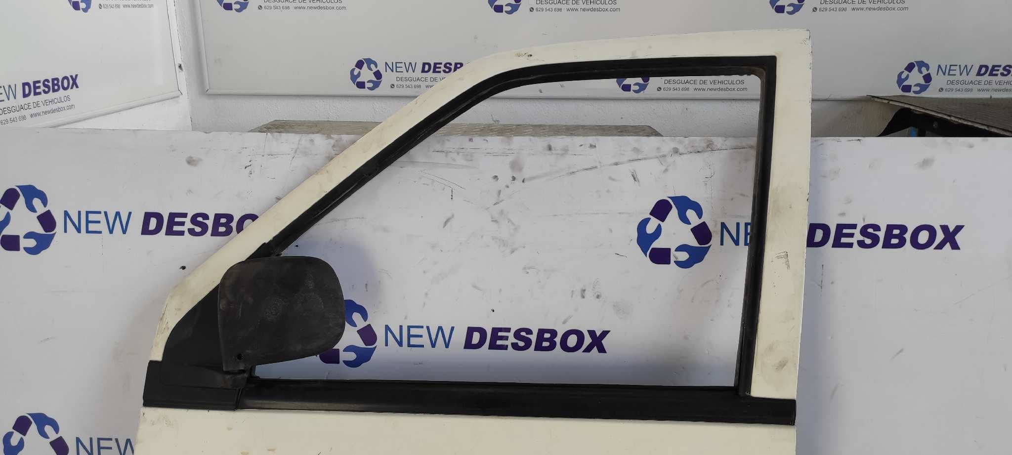 Recambio de PUERTA DELANTERA IZQUIERDA para NISSAN VANETTE CARGO LD23C referencia OEM IAM    - BLANCO 8