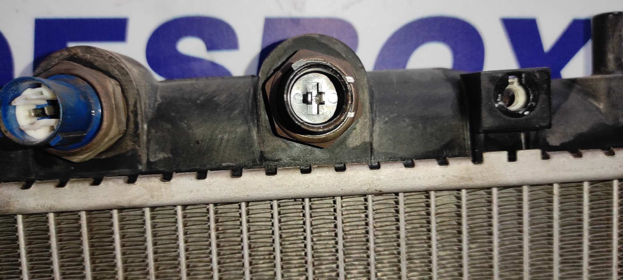 Recambio de RADIADOR AGUA para HONDA CIVIC BERLINA 3 (EP1/2) 1.7 CDTI CAT 4EE2 referencia OEM IAM MN4220002411   - PLATA 3