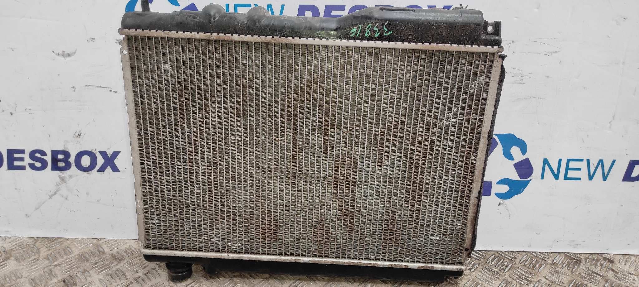 Recambio de RADIADOR AGUA para HONDA CIVIC BERLINA 3 (EP1/2) 1.7 CDTI CAT 4EE2 referencia OEM IAM MN4220002411   - PLATA 6
