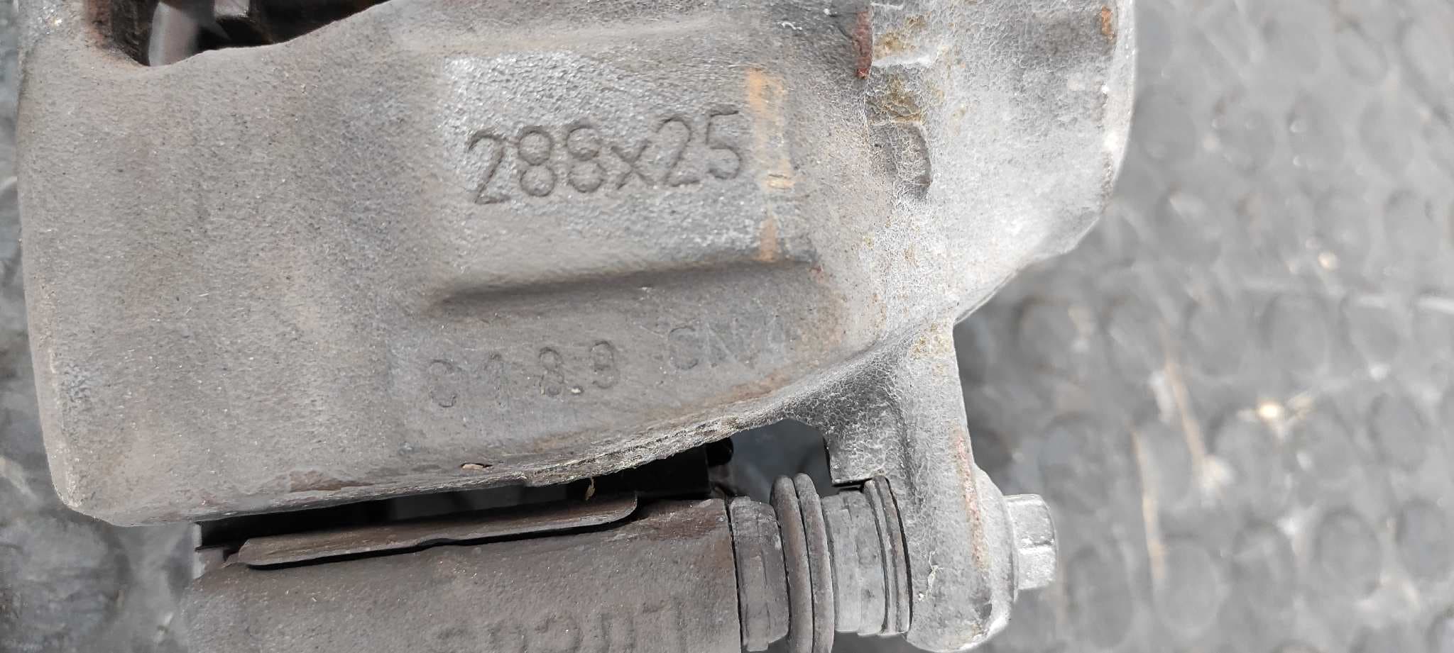 Recambio de PINZA DE FRENO DELANTERA IZQUIERDA para MERCEDES-BENZ CLASE C (W203) SPORTCOUPE M271946 referencia OEM IAM LUCAS 68494   - GRIS 7