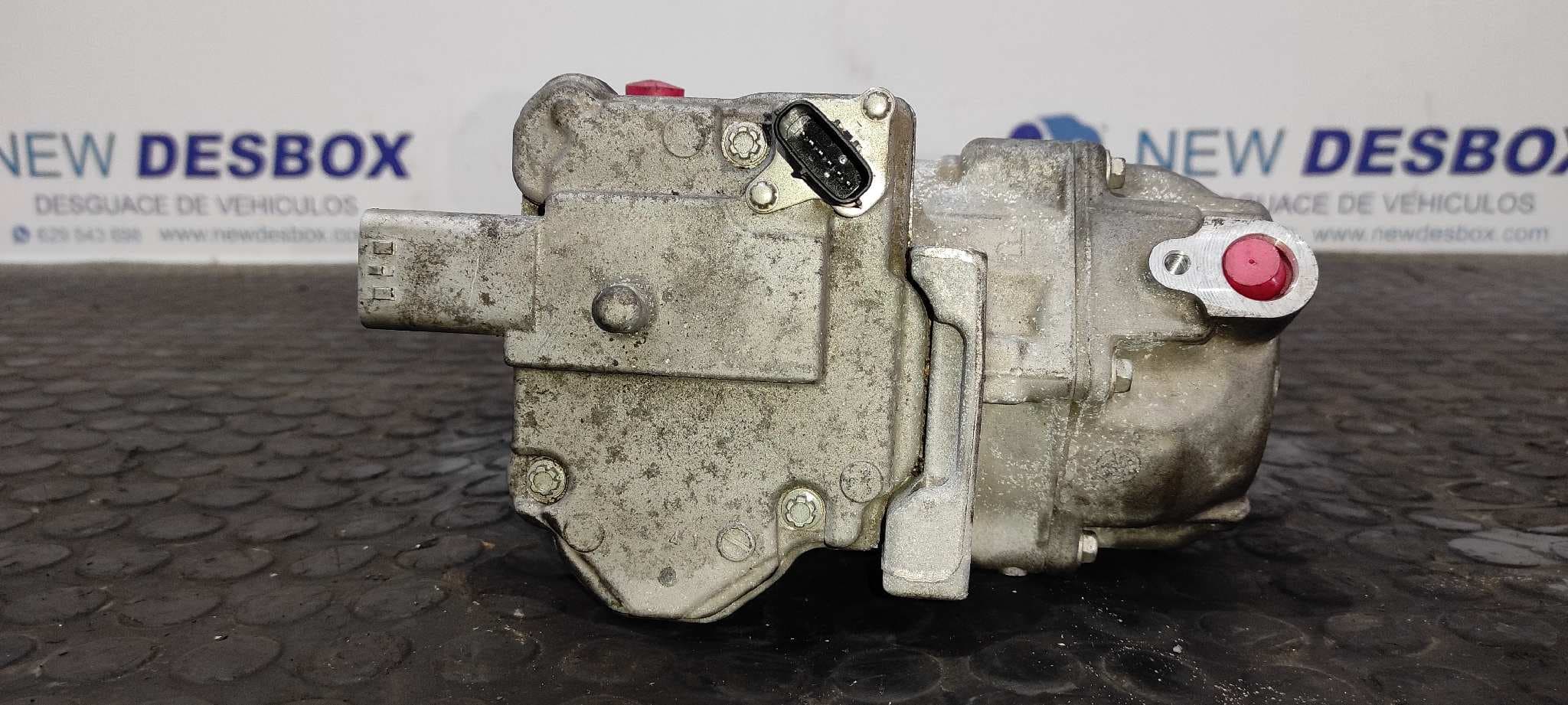Recambio de COMPRESOR AIRE ACONDICIONADO para TOYOTA PRIUS (NHW30) 2ZR referencia OEM IAM 0422000420   - BLANCO 8