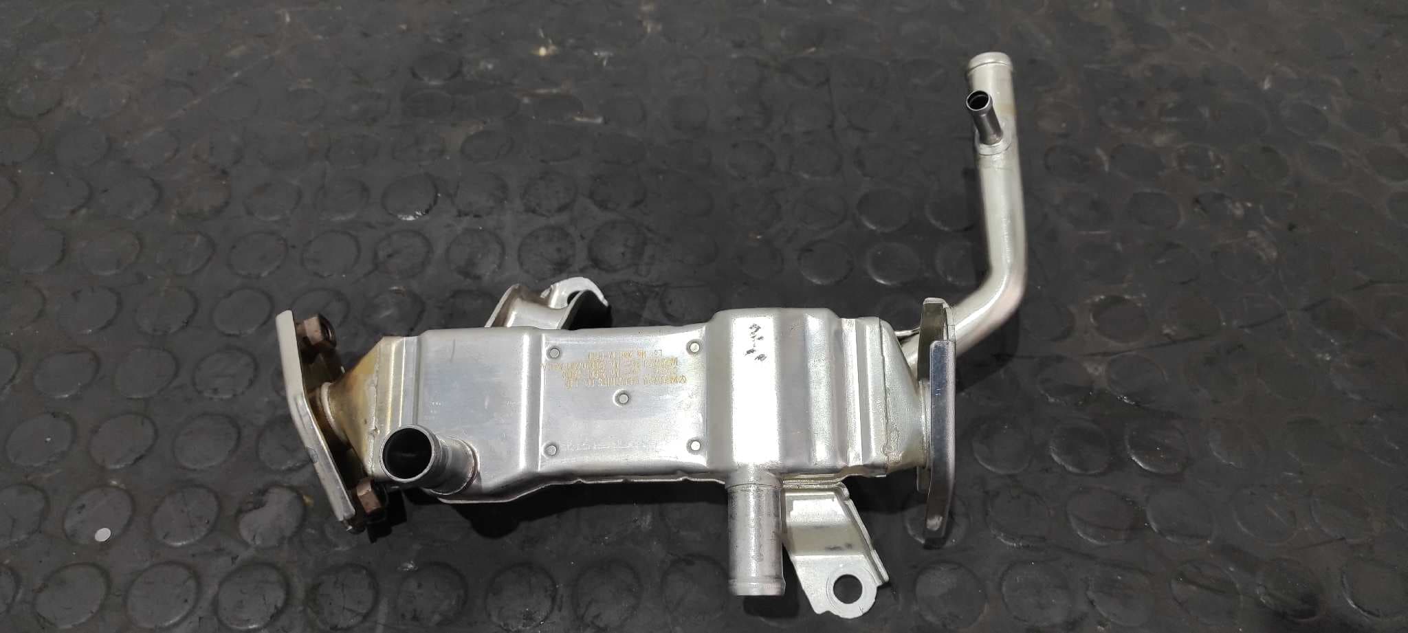 Recambio de ENFRIADOR GASES EGR para TOYOTA PRIUS (NHW30) Plug-in Hybrid Advance 2ZR referencia OEM IAM 2560137010   - BLANCO