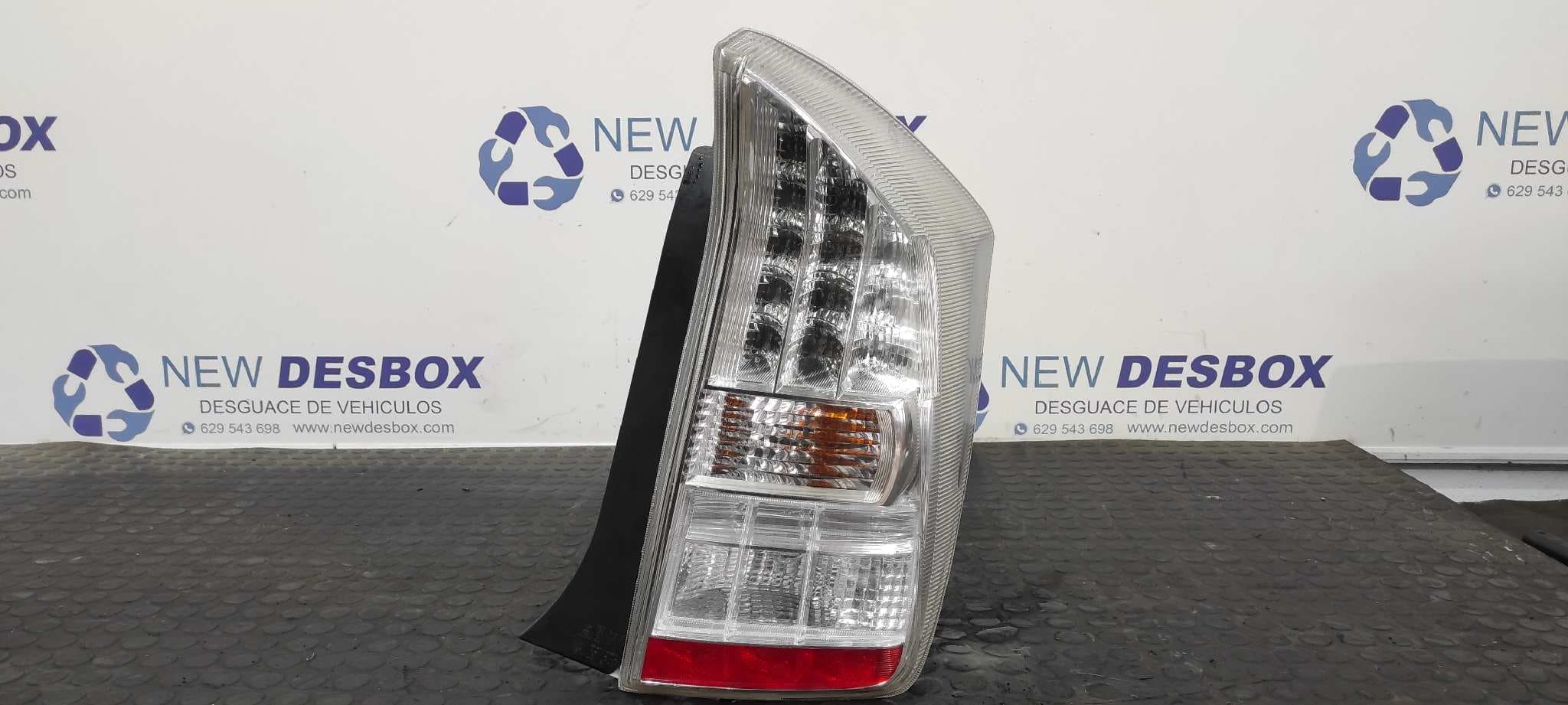 Recambio de PILOTO TRASERO DERECHO para TOYOTA PRIUS (NHW30) Plug-in Hybrid Advance 2ZR referencia OEM IAM P8007   - BLANCO