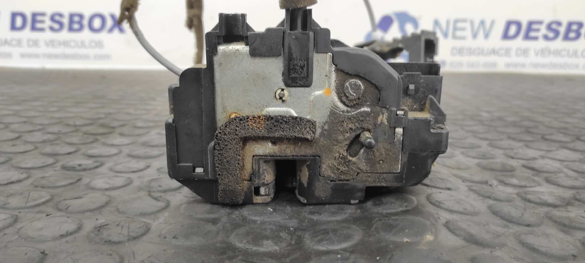 Recambio de CERRADURA PUERTA TRASERA IZQUIERDA para NISSAN QASHQAI (J10) M9R referencia OEM IAM P32L   - NEGRO 5