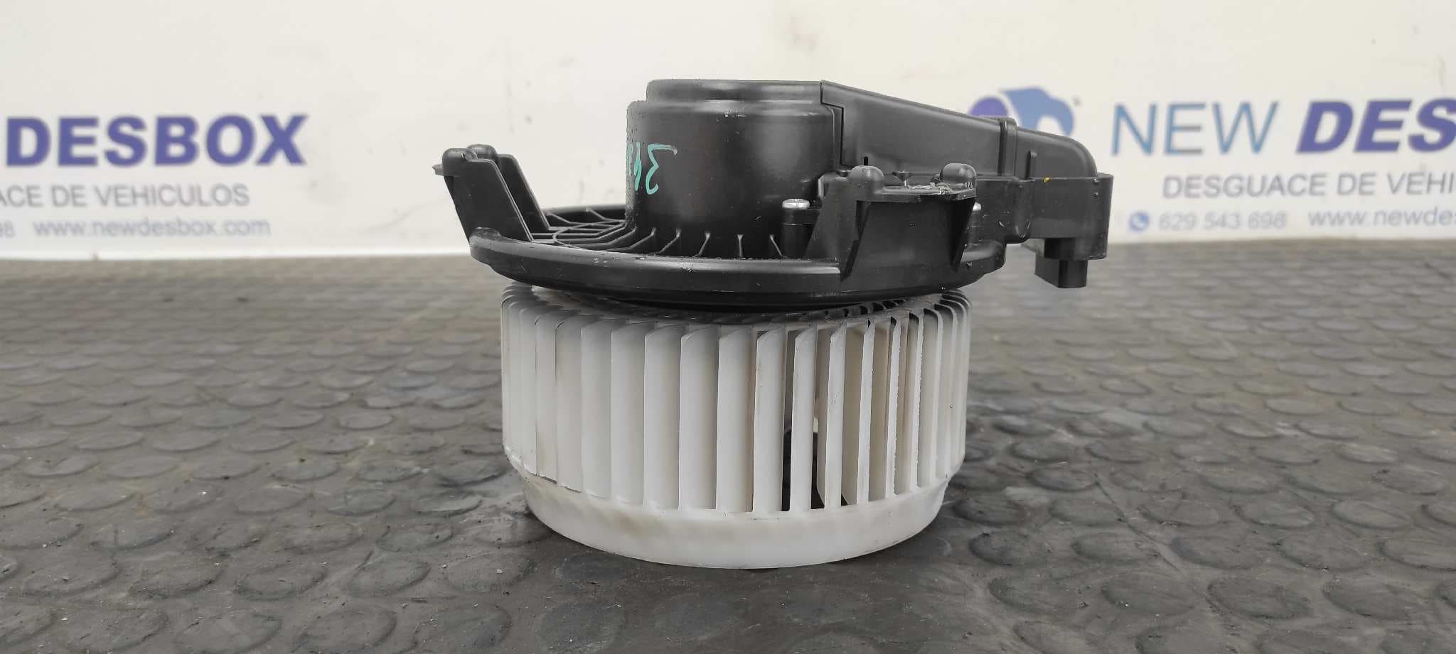 Recambio de MOTOR CALEFACCION para TOYOTA PRIUS (NHW30) Plug-in Hybrid Advance 2ZR referencia OEM IAM 2727008083   - BLANCO 2