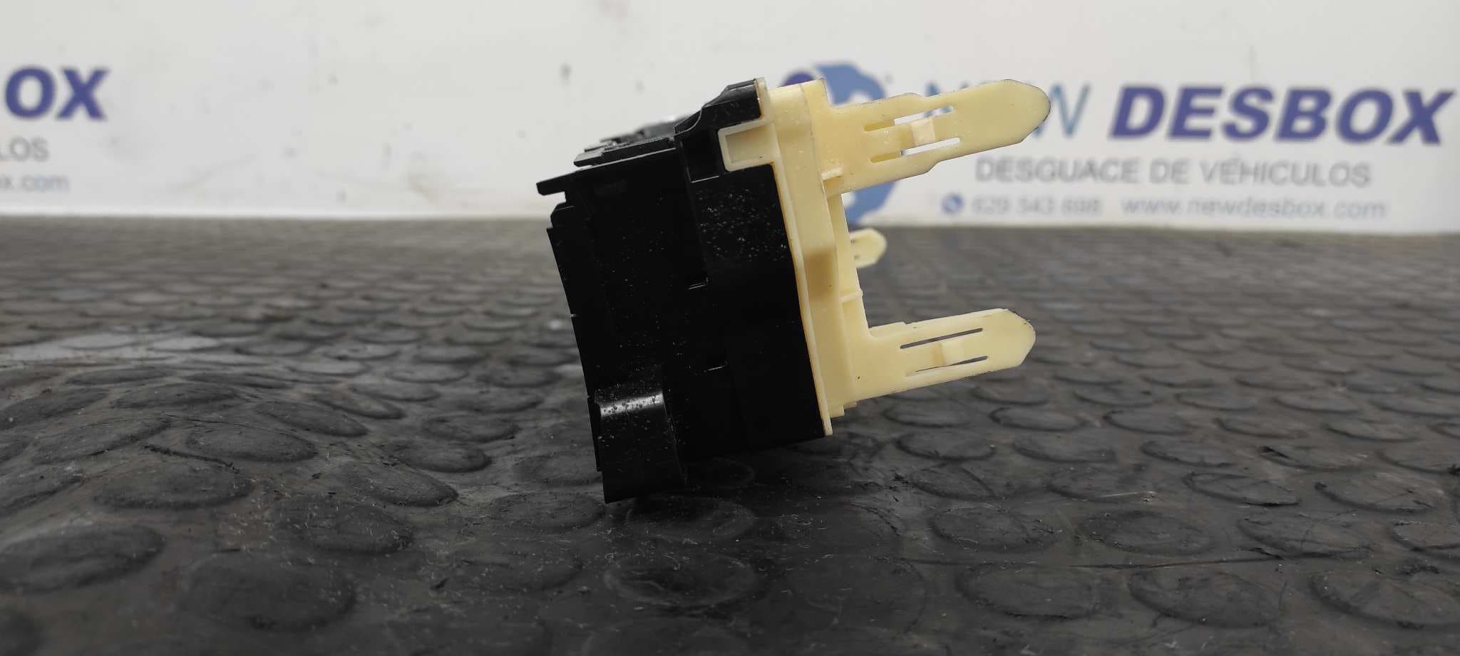 Recambio de MANDO CLIMATIZADOR para TOYOTA PRIUS (NHW30) Plug-in Hybrid Advance 2ZR referencia OEM IAM 5590047020   - BLANCO 3