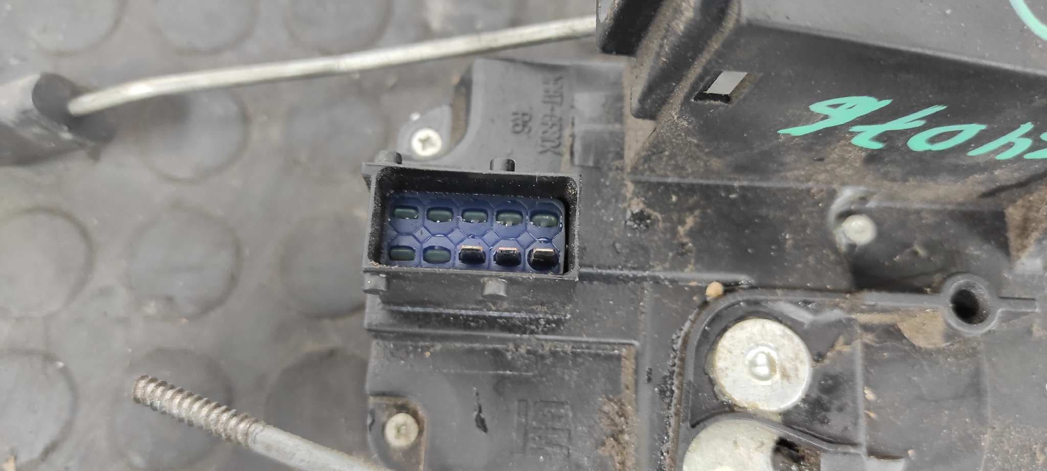 Recambio de CERRADURA PUERTA DELANTERA DERECHA para RENAULT TRAFIC COMBI (AB 4.01) 6 - plazas (L2H1) acristalado parcial 2,9t   Combi largo F9QU7 referencia OEM IAM 8200042171   - BLANCO 2