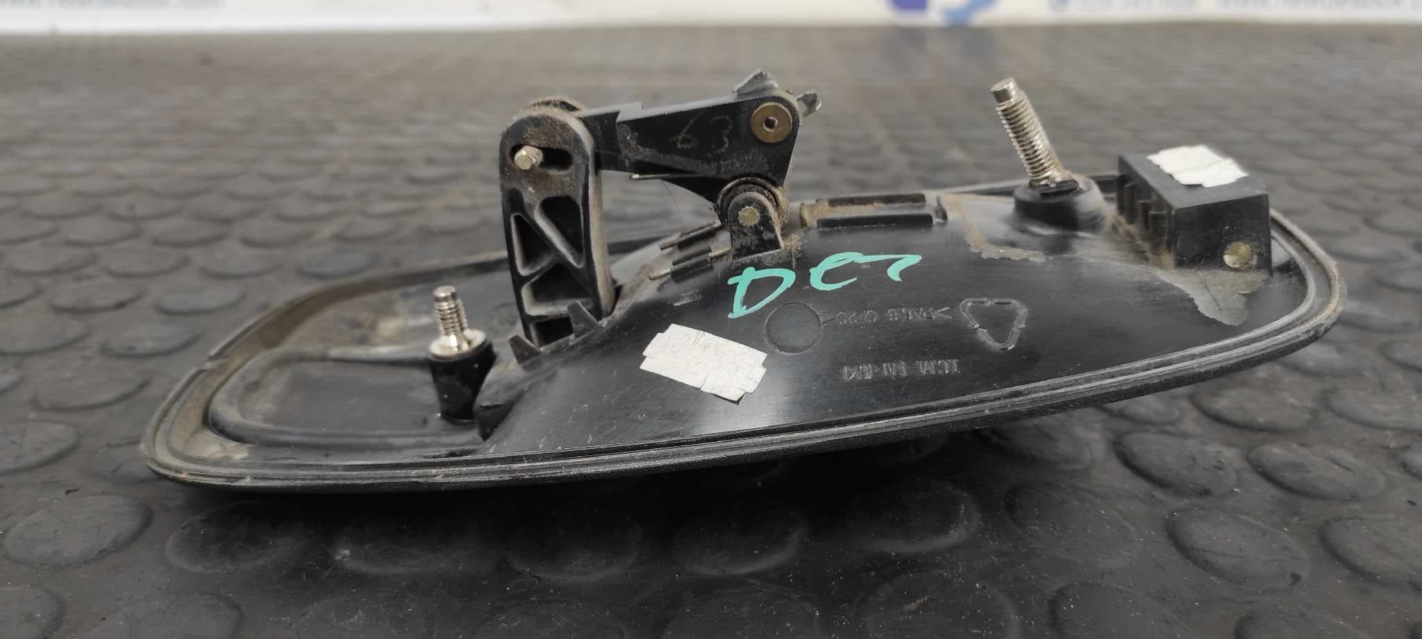 Recambio de MANETA DELANTERA DERECHA para RENAULT TRAFIC COMBI (AB 4.01) 6 - plazas (L2H1) acristalado parcial 2,9t   Combi largo F9QU7 referencia OEM IAM 8200170625   - BLANCO 4