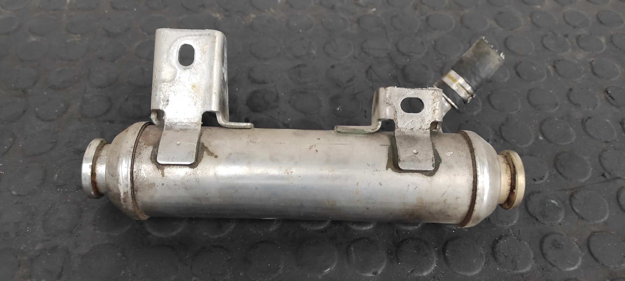 Recambio de ENFRIADOR GASES EGR para OPEL ASTRA TWIN TOP Enjoy Z19DTH referencia OEM IAM 55202430   - NEGRO 3
