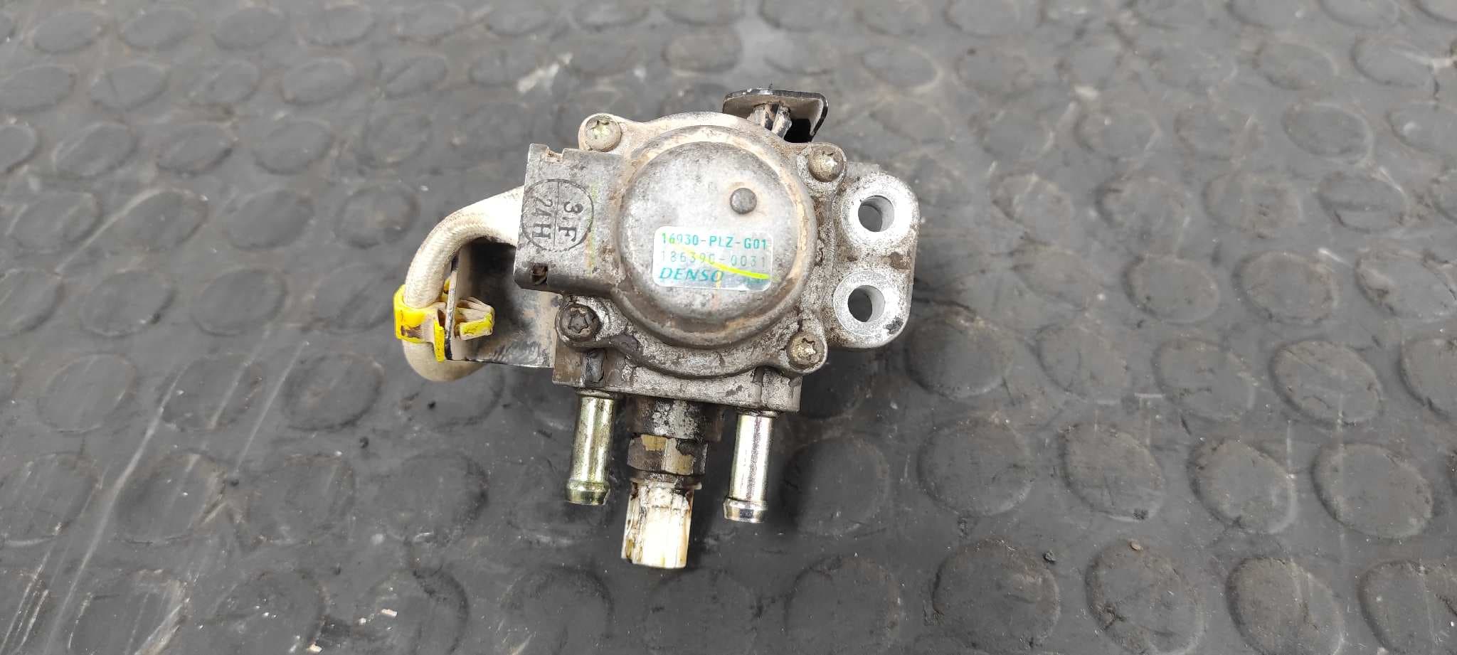 Recambio de BOMBA COMBUSTIBLE para HONDA CIVIC BERLINA 3 (EP1/2) 1.7 CDTI CAT 4EE2 referencia OEM IAM 16930PLZG01   - PLATA